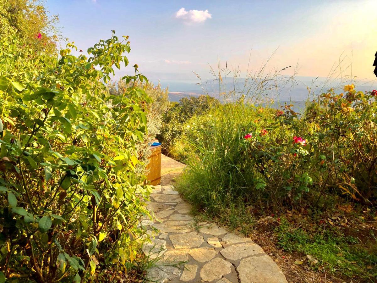 Rose Garden - Gan Vradim Chalet *