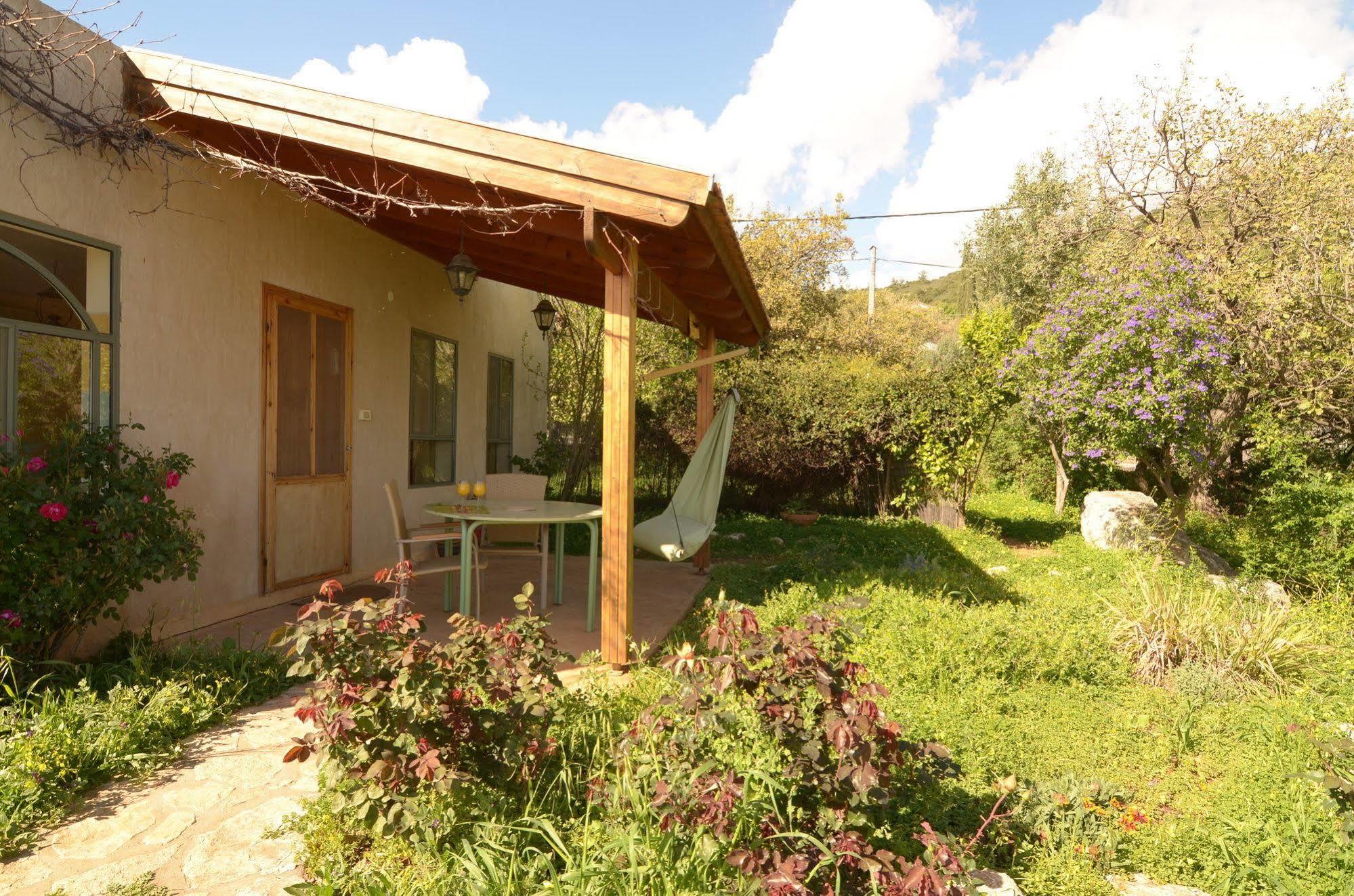 Rose Garden - Gan Vradim Chalet *